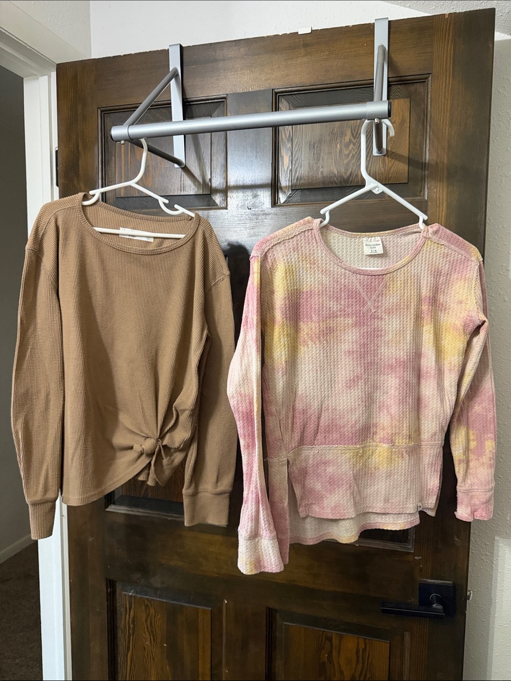 abercrombie kids Brown Tie-Front Waffle Sweater & Pink Yellow Tie-Dye Crew (Two)
